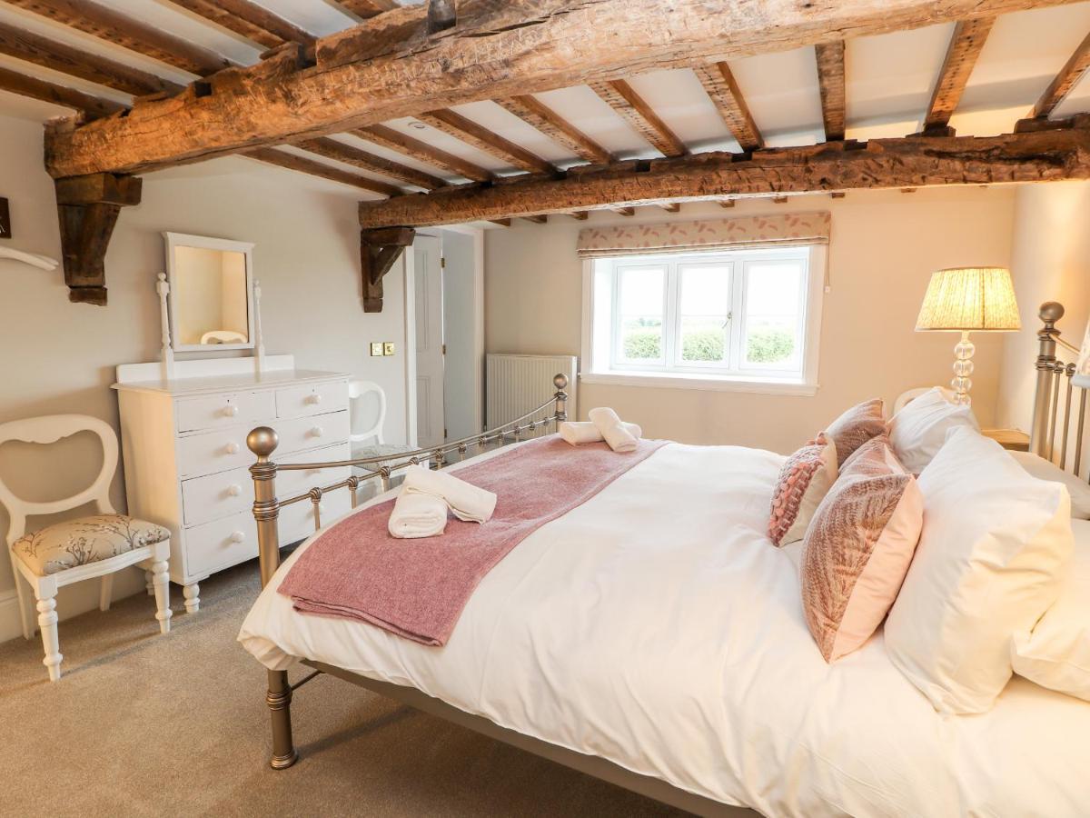 Legh Oaks Farm Villa Knutsford Exterior foto